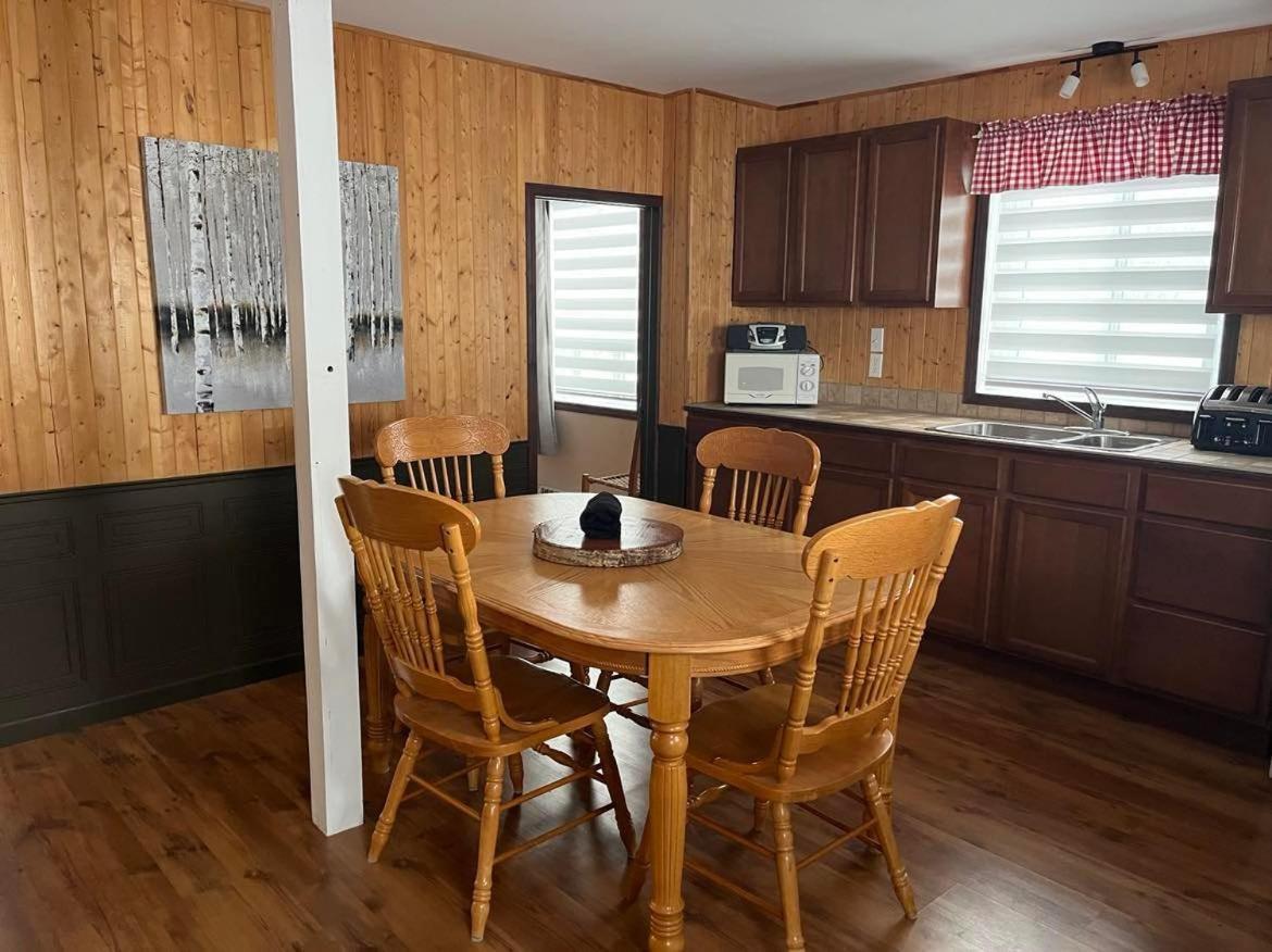 La Cabane Chez Jimmy Petit-Saguenay Zewnętrze zdjęcie